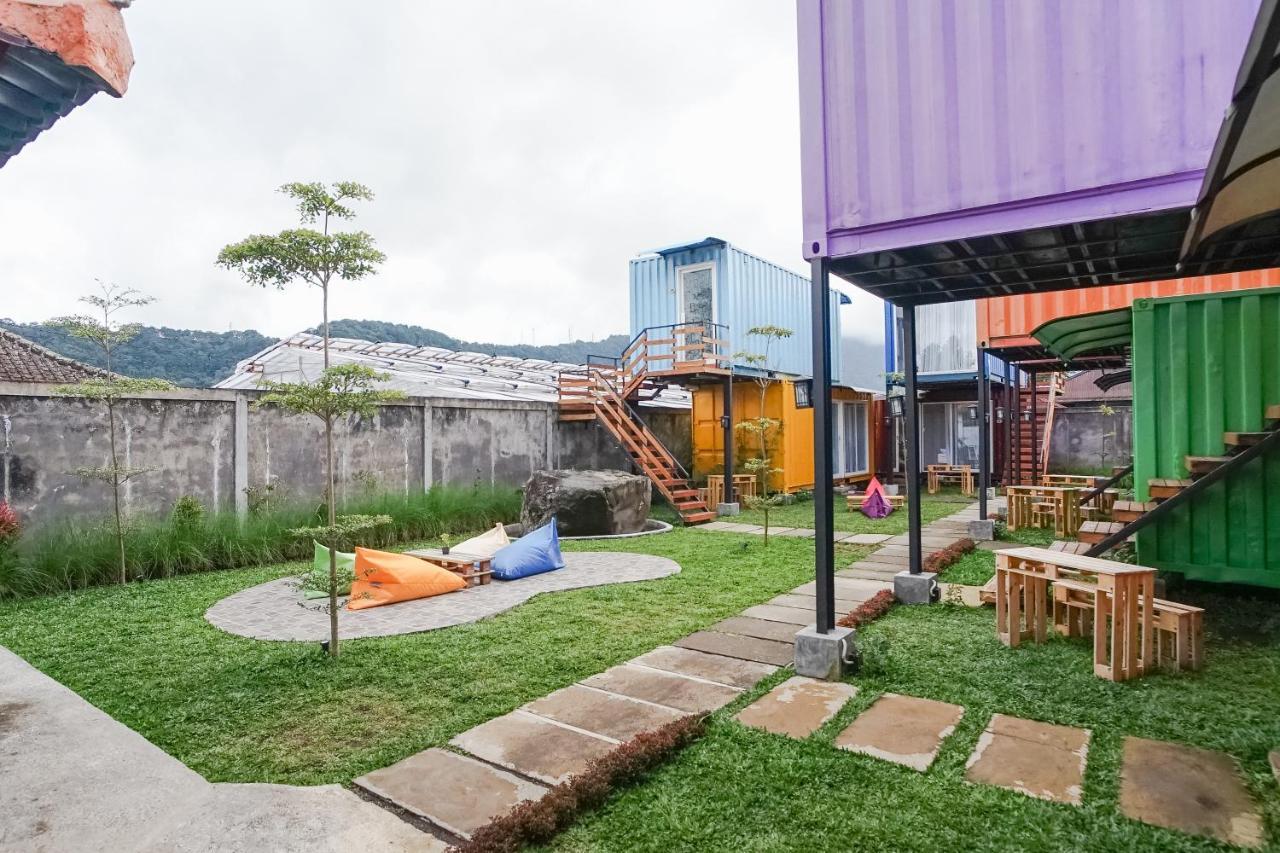 Container Smart Stay Css เบอดูกูล ภายนอก รูปภาพ