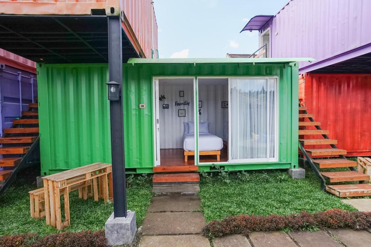 Container Smart Stay Css เบอดูกูล ภายนอก รูปภาพ