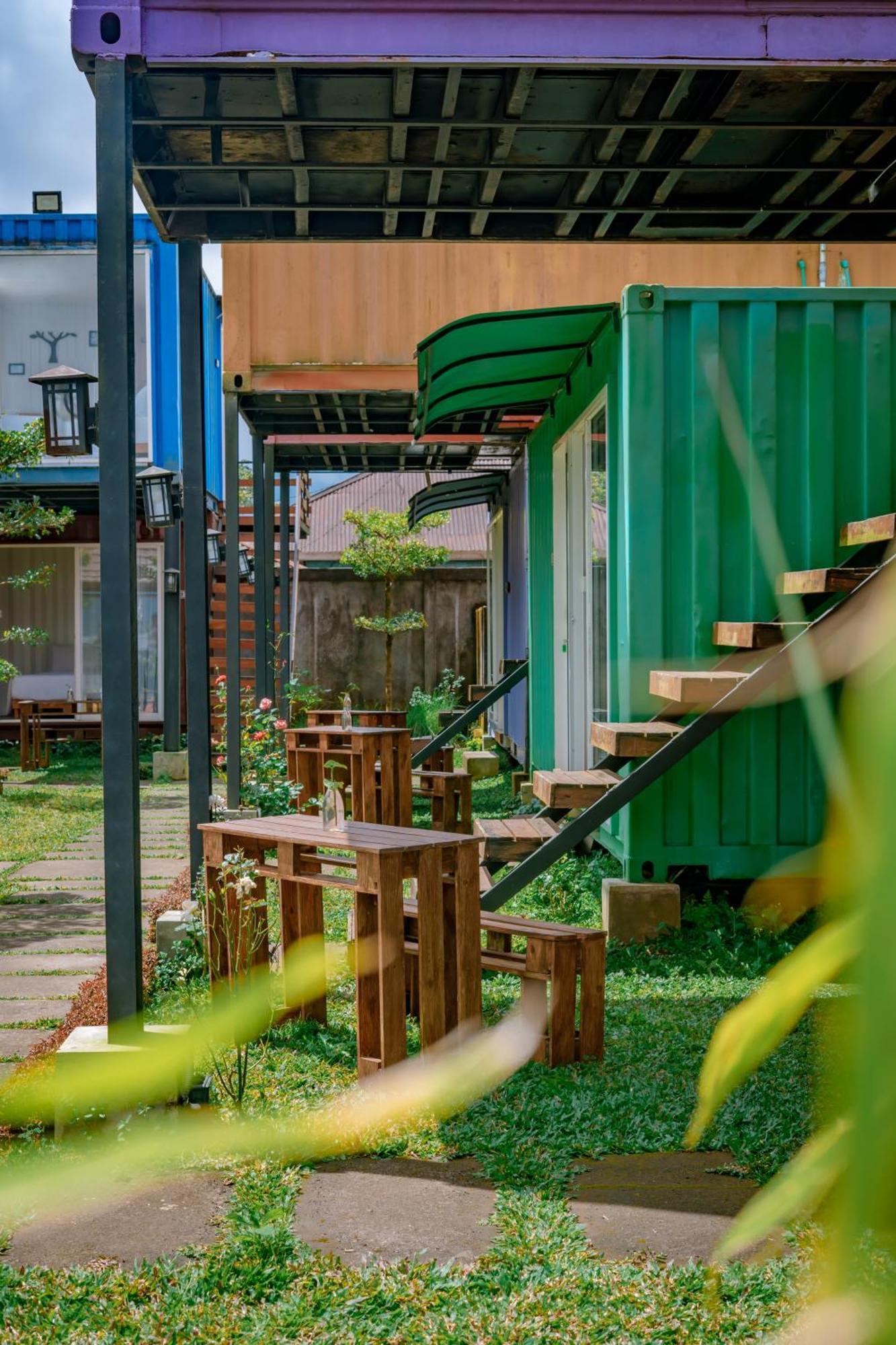 Container Smart Stay Css เบอดูกูล ภายนอก รูปภาพ